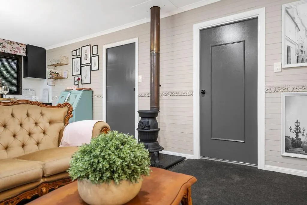 Jardee Chateau Guest House Conondale Holiday home